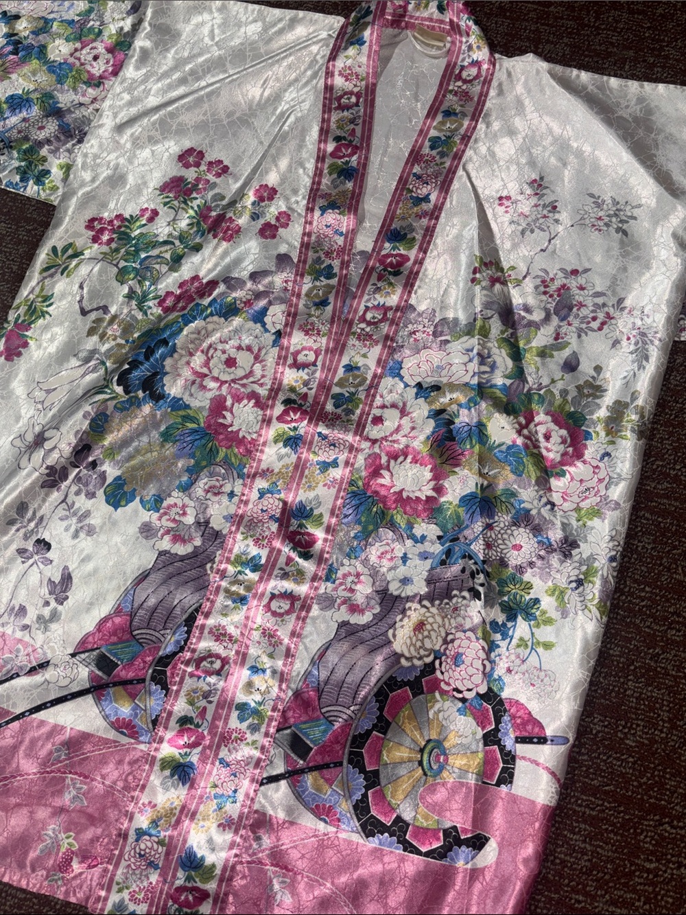 Vintage Floral kimono duster‎ robe satin feminine loose fit statement piece